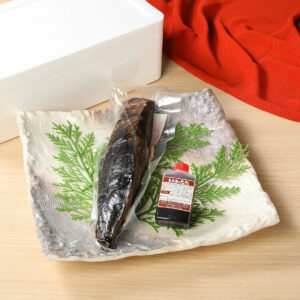 ふるさと納税で大人気!土佐久礼かつおの藁焼きタタキ